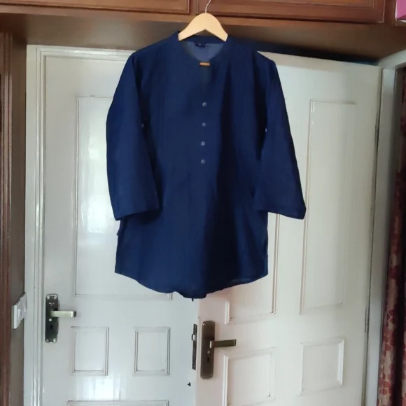 Combo of 2 brand new top - Picture 5 of 7